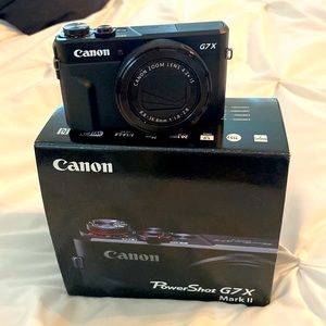 Canon G7x Mark II